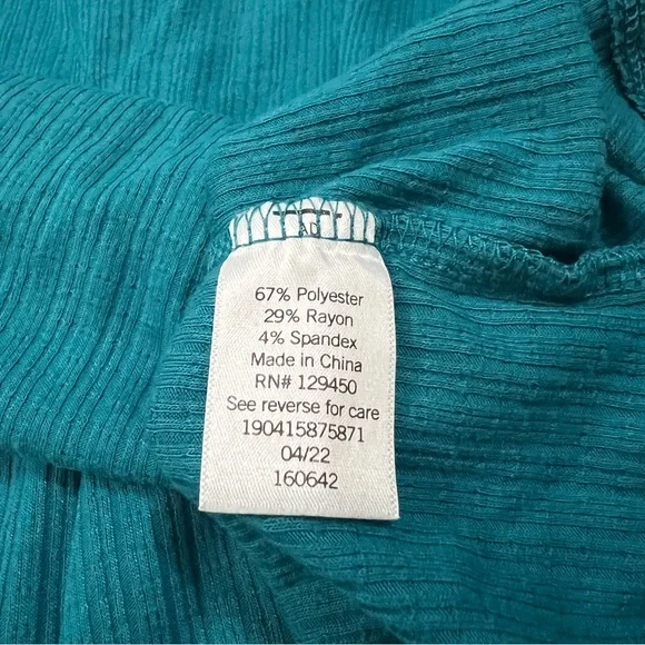 SOLD- LC Lauren Conrad Short Puff Sleeve Ribbed Blue Top Size XL - Picture 3 of 5